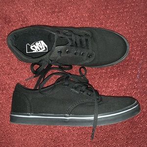 Black Women’s Vans Sneakers Lowtop Atwood